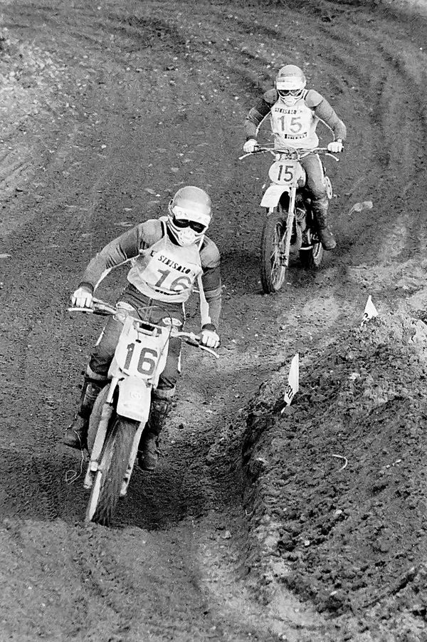 Ruskeasanta 1979 joukkue MM-500. Pikkarainen ja Sundström